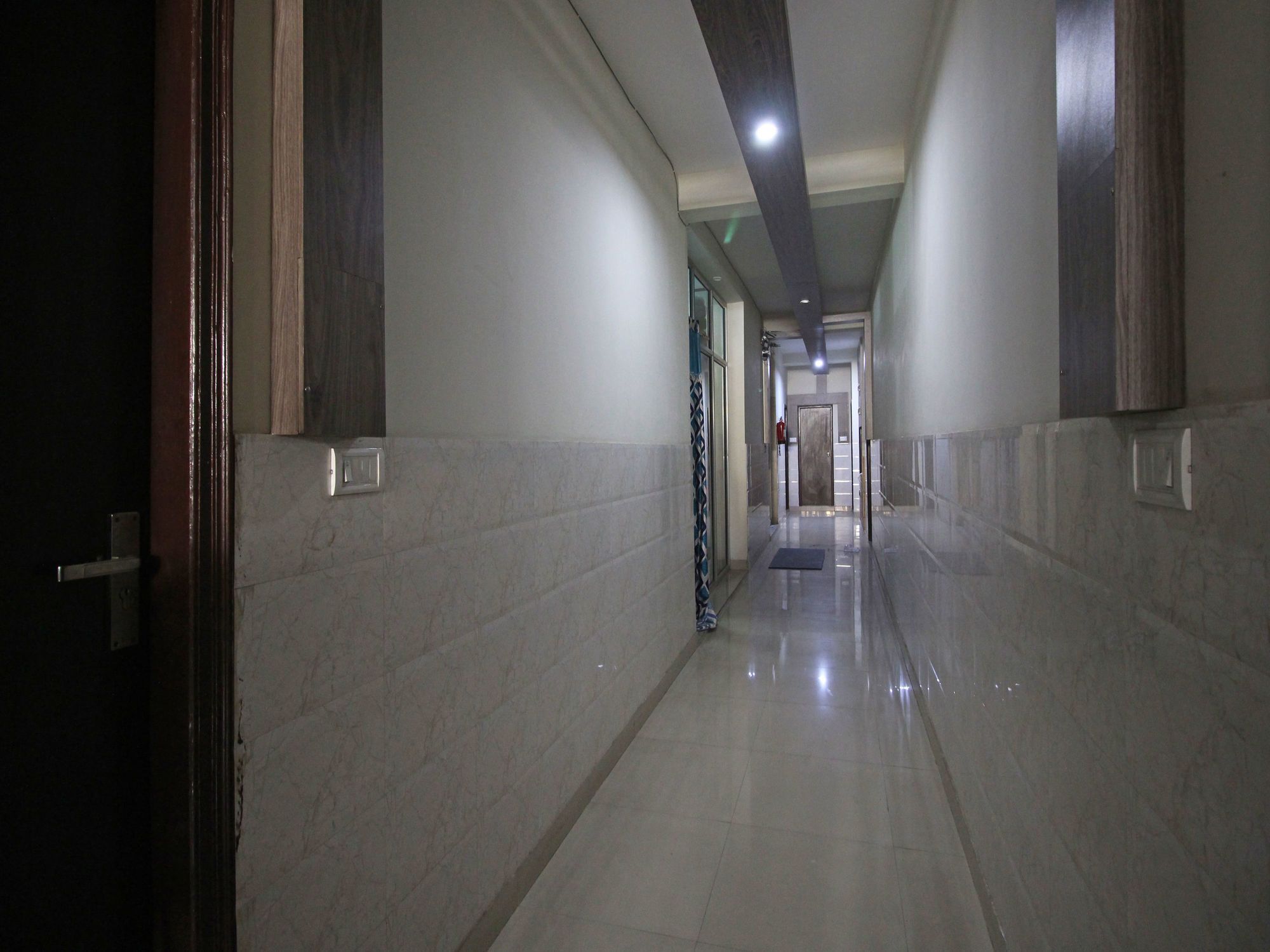 Oyo 576 Hotel Shree Kanta Residency Gurgaon Extérieur photo