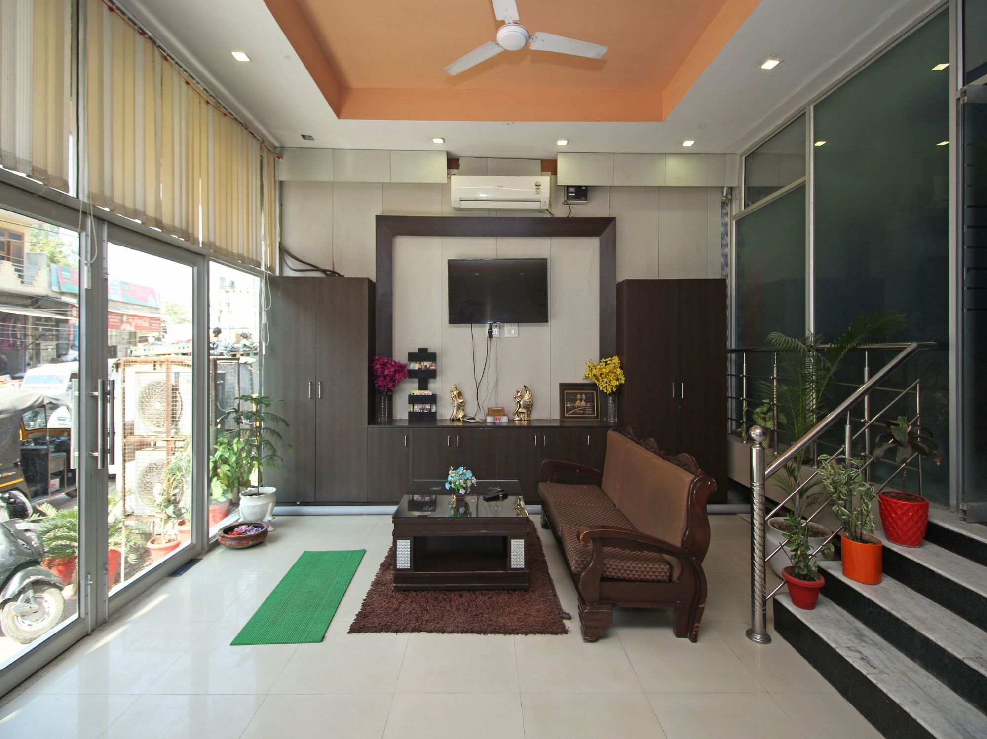 Oyo 576 Hotel Shree Kanta Residency Gurgaon Extérieur photo