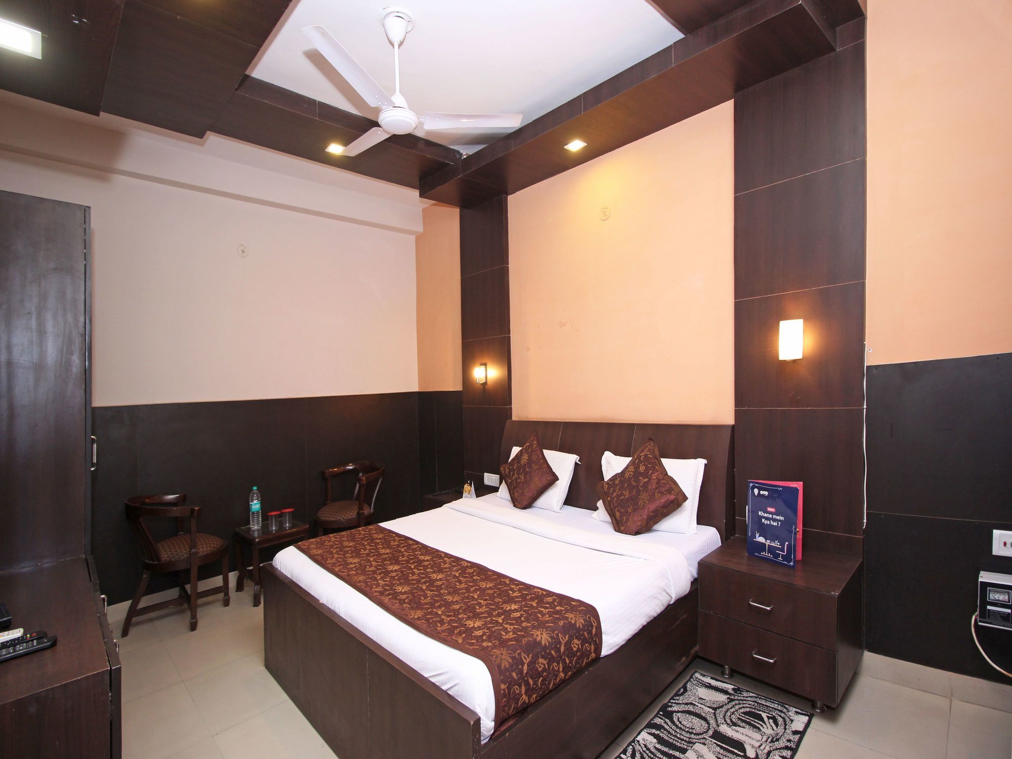 Oyo 576 Hotel Shree Kanta Residency Gurgaon Extérieur photo